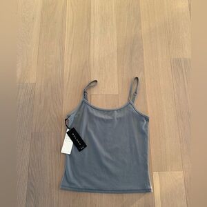 BRAND NEW TAGS ON Aritzia TNA Butter Essential Tank